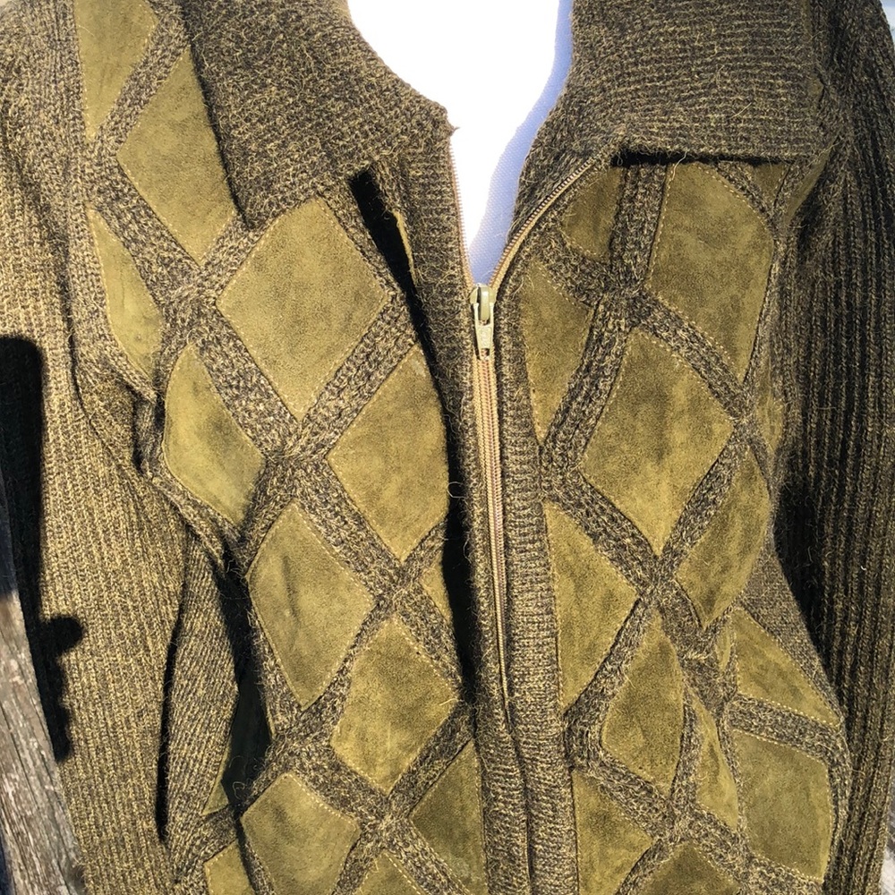 Gorgeous Alpaca/Suede olive sweater from Peru,